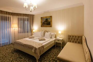 Фото номера Double Deluxe 4* Гостевой дом Ave, Alba! г. Алба-Юлия 7
