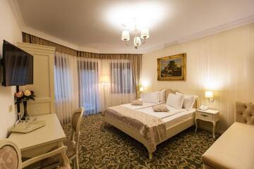 Фото номера Double Deluxe 4* Гостевой дом Ave, Alba! г. Алба-Юлия 9