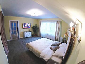 Фото номера Апартаменты с балконом Гостевой дом Apulum Gardens г. Алба-Юлия 5