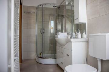Фото номера Двухместный номер с 1 кроватью Гостевой дом Antique ApartHotel г. Алба-Юлия 9