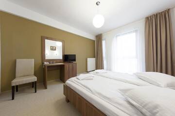 Фото номера Одноместный номер Отель Hotel Mariss г. Алба-Юлия 7