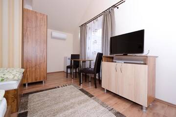 Фото номера Двухместный номер с 2 отдельными кроватями Отель Camere-Apartament Steyna г. Алба-Юлия 6