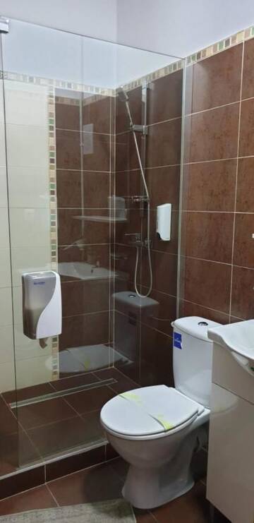 Фото номера Семейный номер Делюкс Отель Complex Prestige г. Алба-Юлия 2