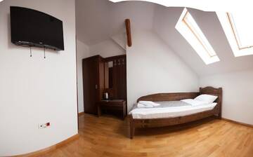 Фото Гостевой дом Matia Resort г. Алба-Юлия 4