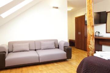 Фото номера Трехместный номер Гостевой дом Matia Resort г. Алба-Юлия 9