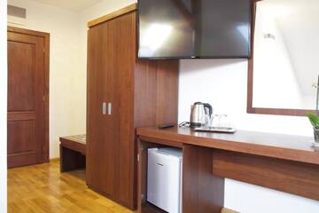 Фото номера Трехместный номер Гостевой дом Matia Resort г. Алба-Юлия 12