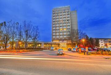 Фото Отель Hotel Cetate Imparatul Romanilor г. Алба-Юлия 1